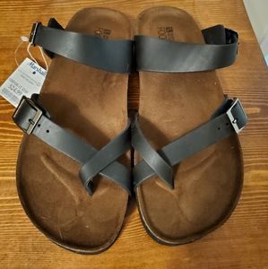 Woman's shoes, White Mountain brand, brown